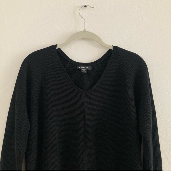 Athleta Merino Wool Blend Hanover Refined V-Neck Sweater Black Quiet Luxury S - Picture 4 of 10